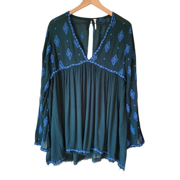 Free People Diamond Embroidered Tunic With Bell Sleeves Size M - Picture 2 of 13